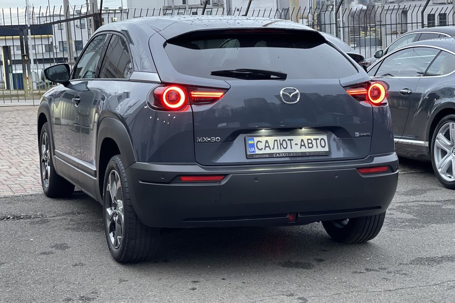 Продам Mazda 3 0-МХ 2020 года в Киеве