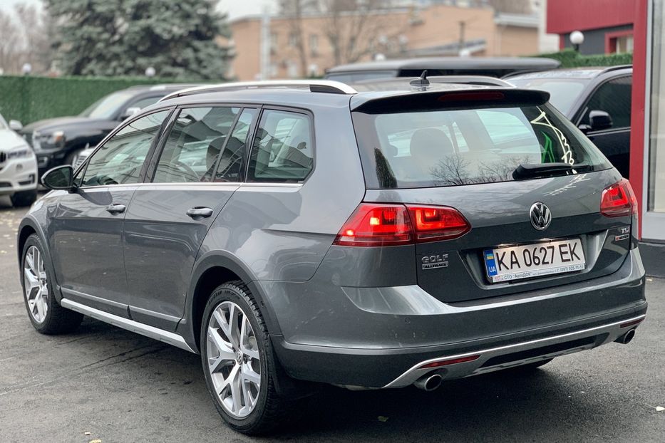 Продам Volkswagen Golf SportWagen Alltrack TSI 4Motion 2017 года в Киеве