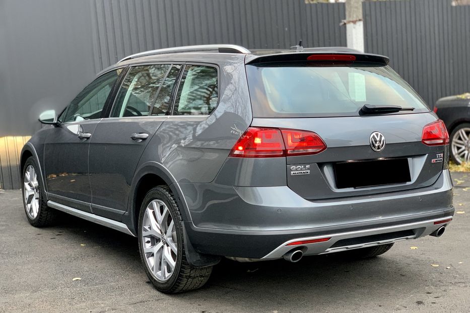 Продам Volkswagen Golf SportWagen Alltrack TSI 4Motion 2017 года в Киеве