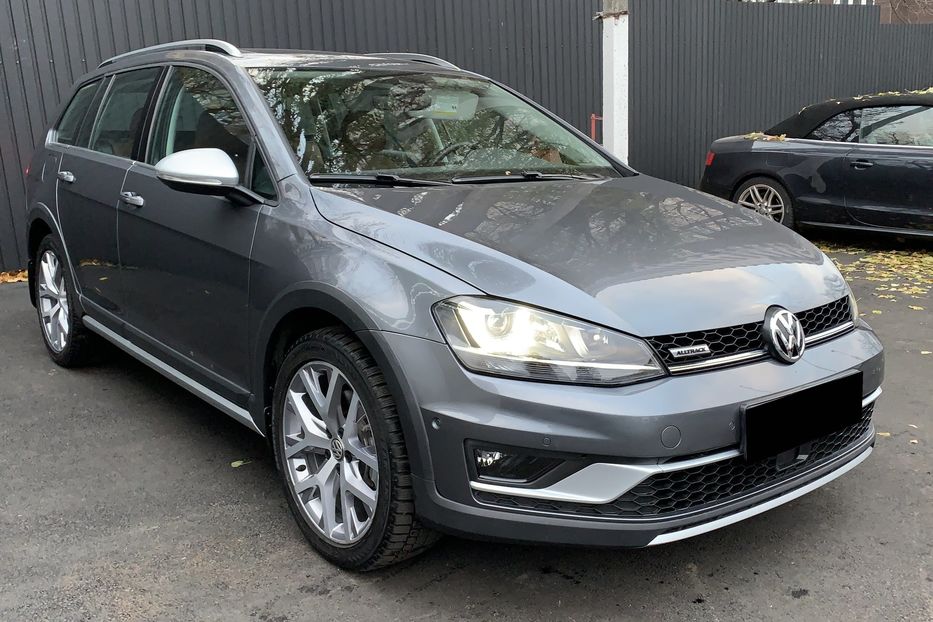 Продам Volkswagen Golf SportWagen Alltrack TSI 4Motion 2017 года в Киеве