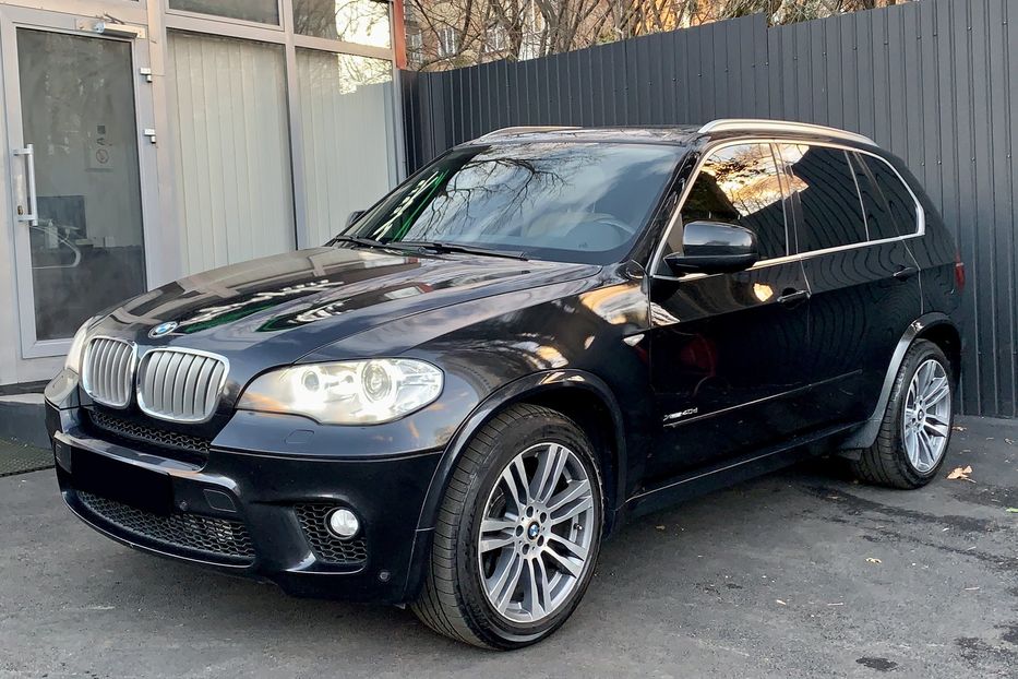 Продам BMW X5 Xdrive40d M packet  2013 года в Киеве