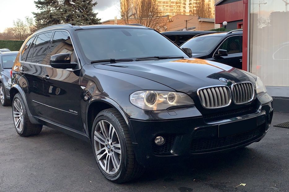 Продам BMW X5 Xdrive40d M packet  2013 года в Киеве