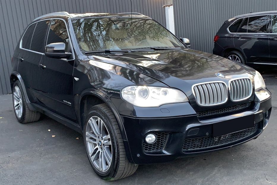 Продам BMW X5 Xdrive40d M packet  2013 года в Киеве