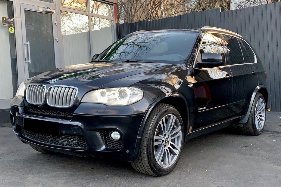 Продам BMW X5 Xdrive40d M packet  2013 года в Киеве