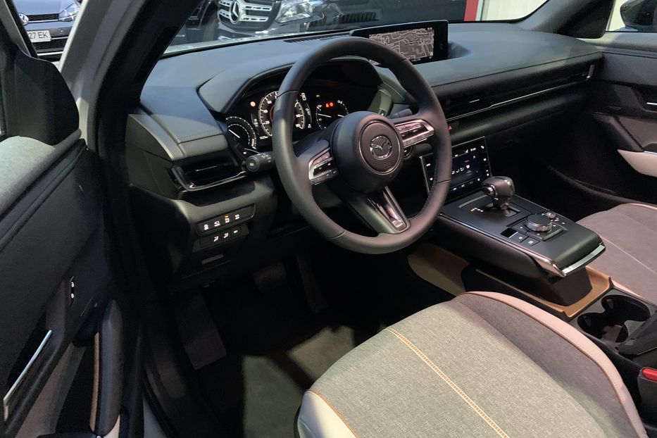 Продам Mazda MX-3 0 Premium 2020 года в Киеве