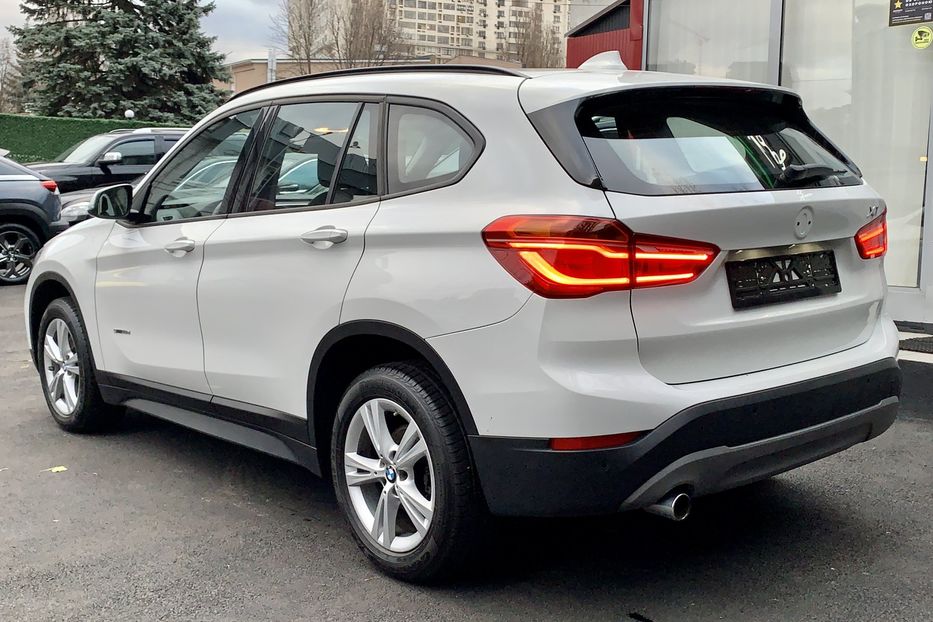 Продам BMW X1 2017 года в Киеве
