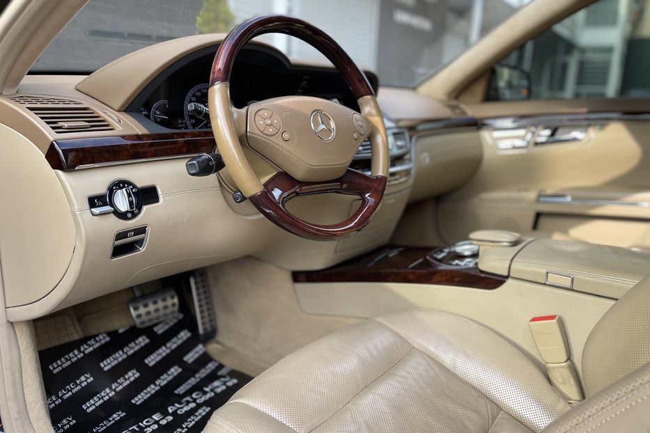 Продам Mercedes-Benz S-Class 500 AMG 4MATIC 2010 года в Киеве