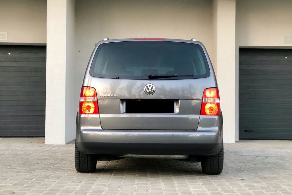 Продам Volkswagen Touran MPI 2005 года в Луцке