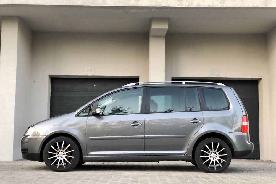 Продам Volkswagen Touran MPI 2005 года в Луцке