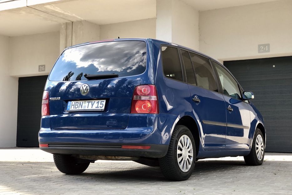 Продам Volkswagen Touran MPI 2009 года в Луцке