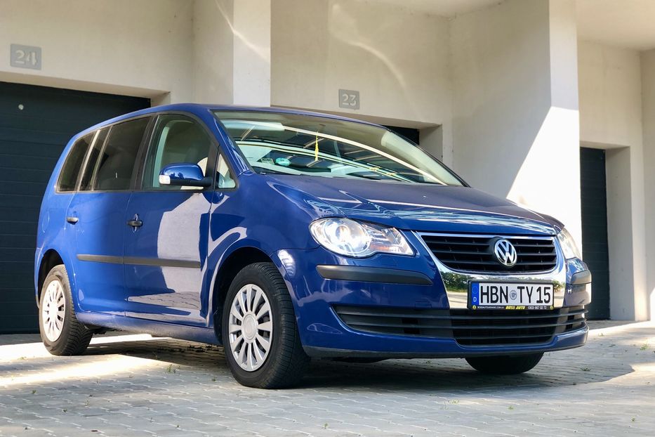 Продам Volkswagen Touran MPI 2009 года в Луцке