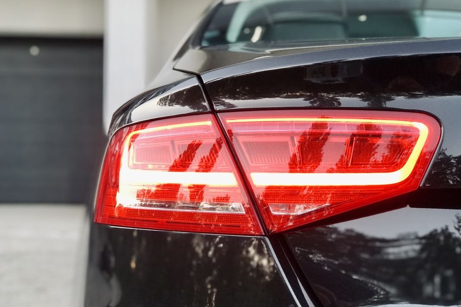 Продам Audi A8 Quattro 2012 года в Луцке