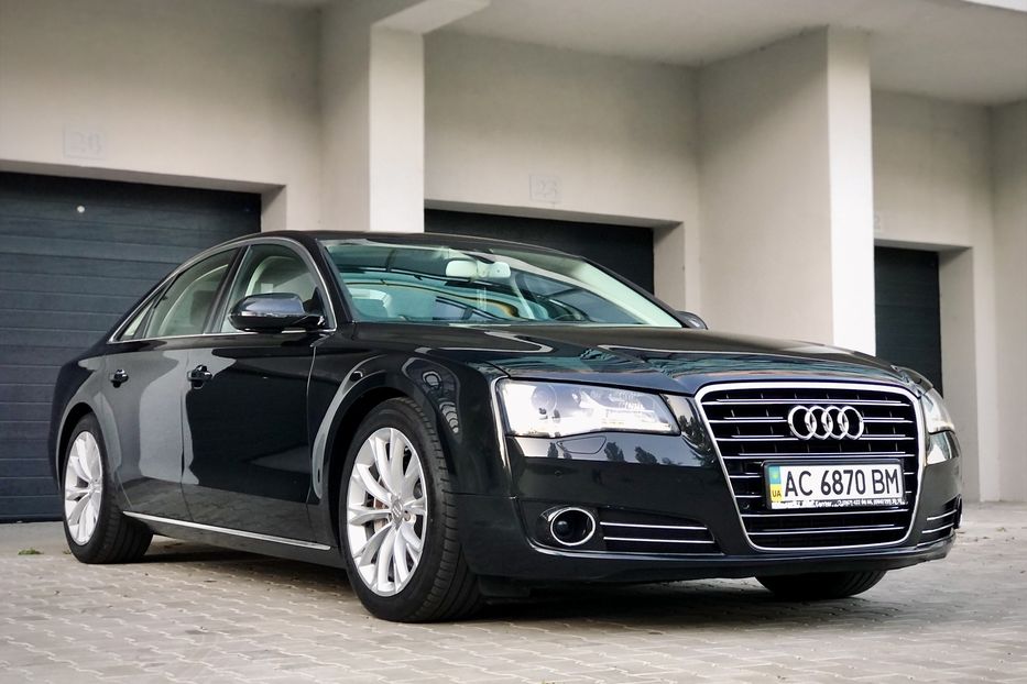 Продам Audi A8 Quattro 2012 года в Луцке