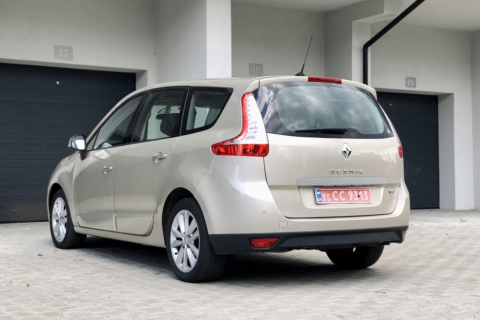 Продам Renault Grand Scenic Full Options 2010 года в Луцке