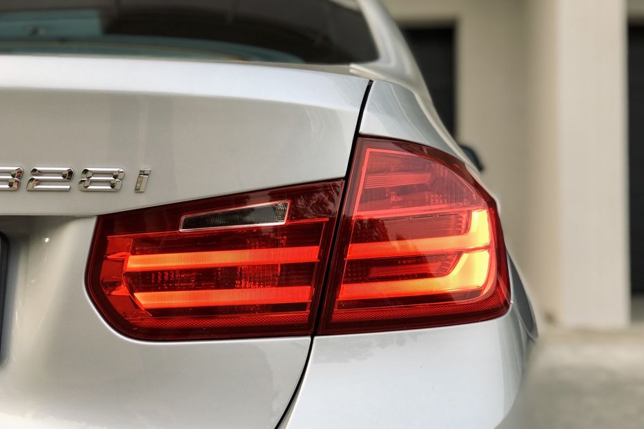Продам BMW 328 M-packet 2013 года в Луцке