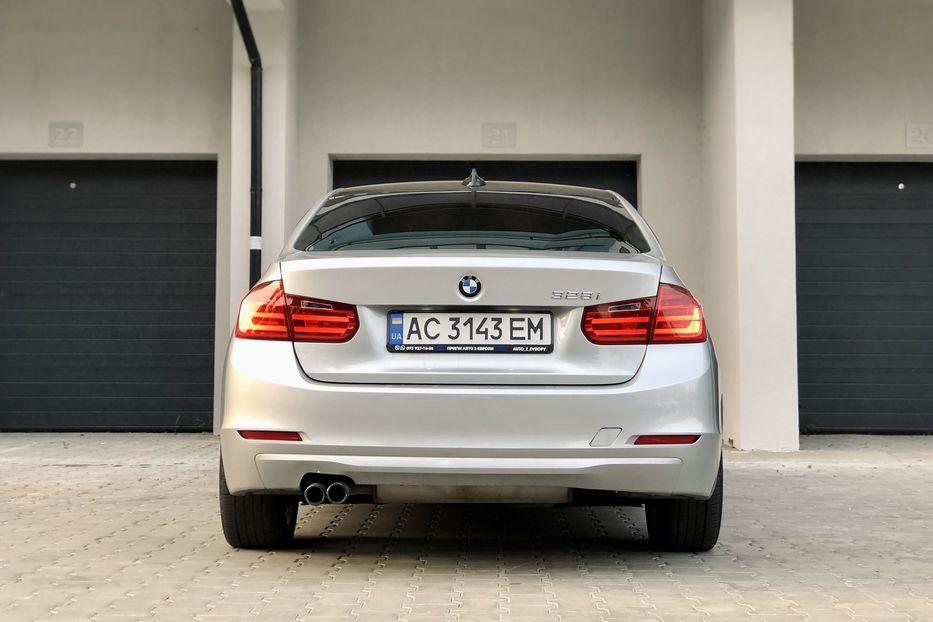 Продам BMW 328 M-packet 2013 года в Луцке