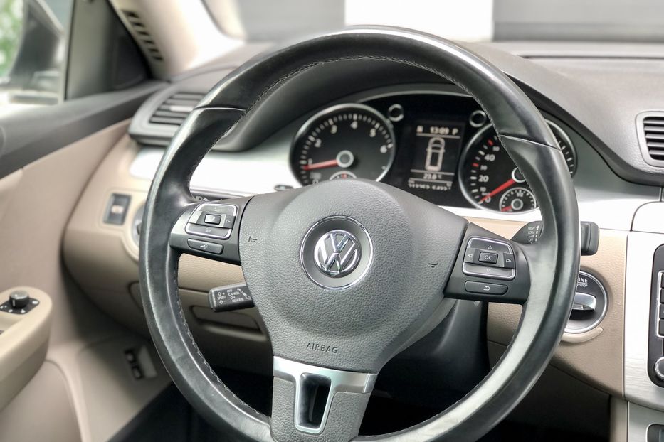 Продам Volkswagen Passat B6 Highline 2009 года в Луцке