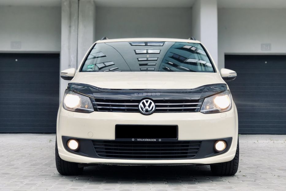 Продам Volkswagen Touran 2014 года в Луцке