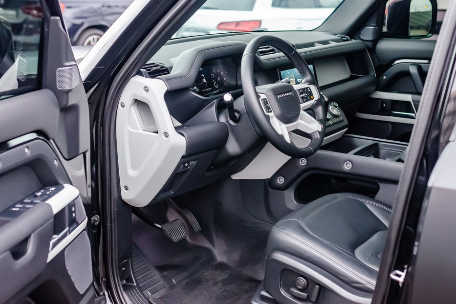 Продам Land Rover Defender HSE P400 2020 года в Киеве
