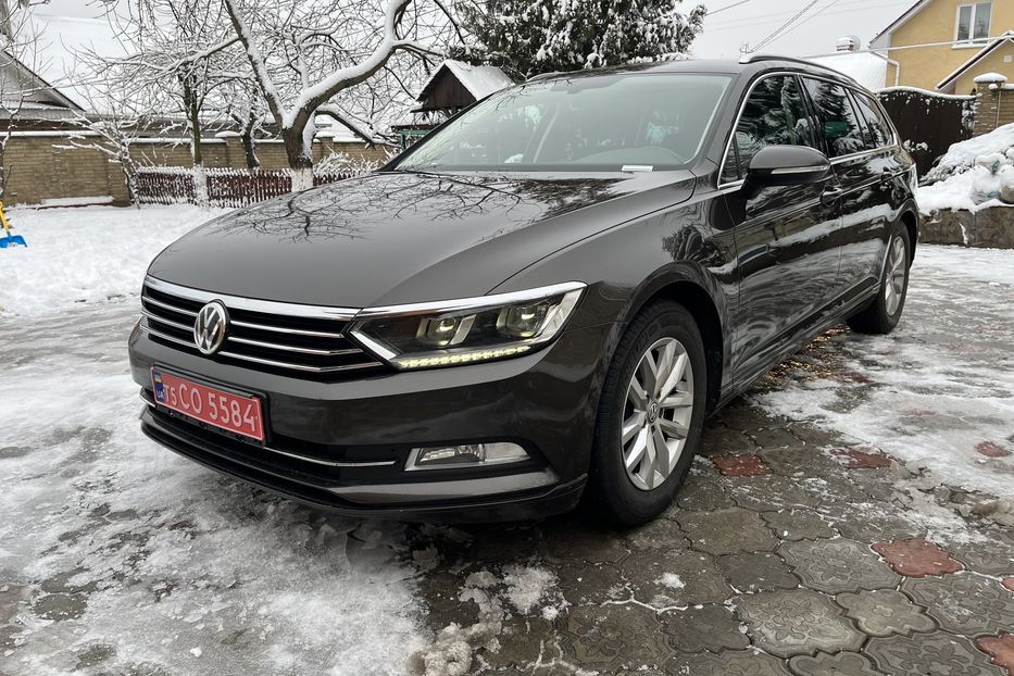 Продам Volkswagen Passat B8 ComfortLine+ 2016 года в Житомире