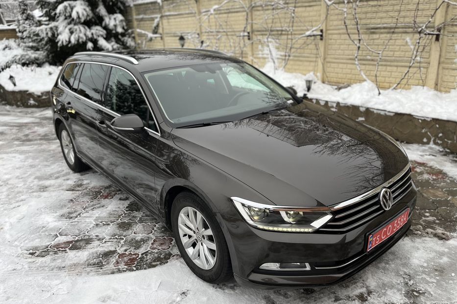 Продам Volkswagen Passat B8 ComfortLine+ 2016 года в Житомире