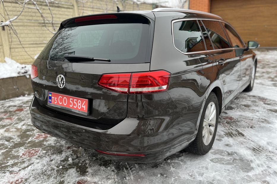 Продам Volkswagen Passat B8 ComfortLine+ 2016 года в Житомире