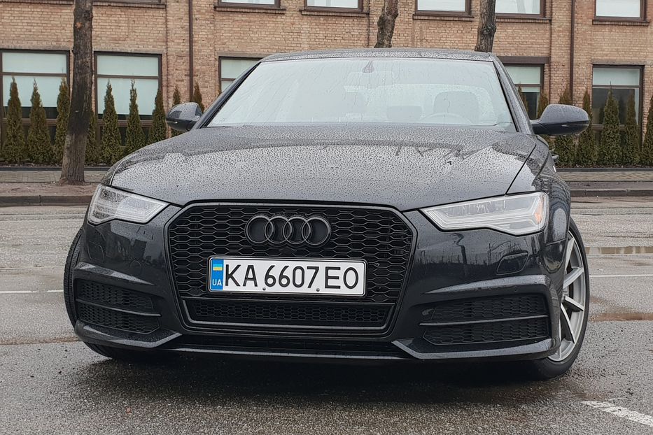 Продам Audi A6 S-Line Quattro 2017 года в Киеве