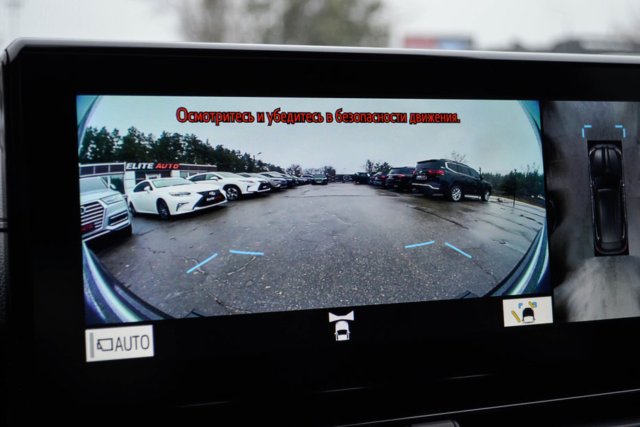 Продам Toyota Land Cruiser 300 2021 года в Киеве