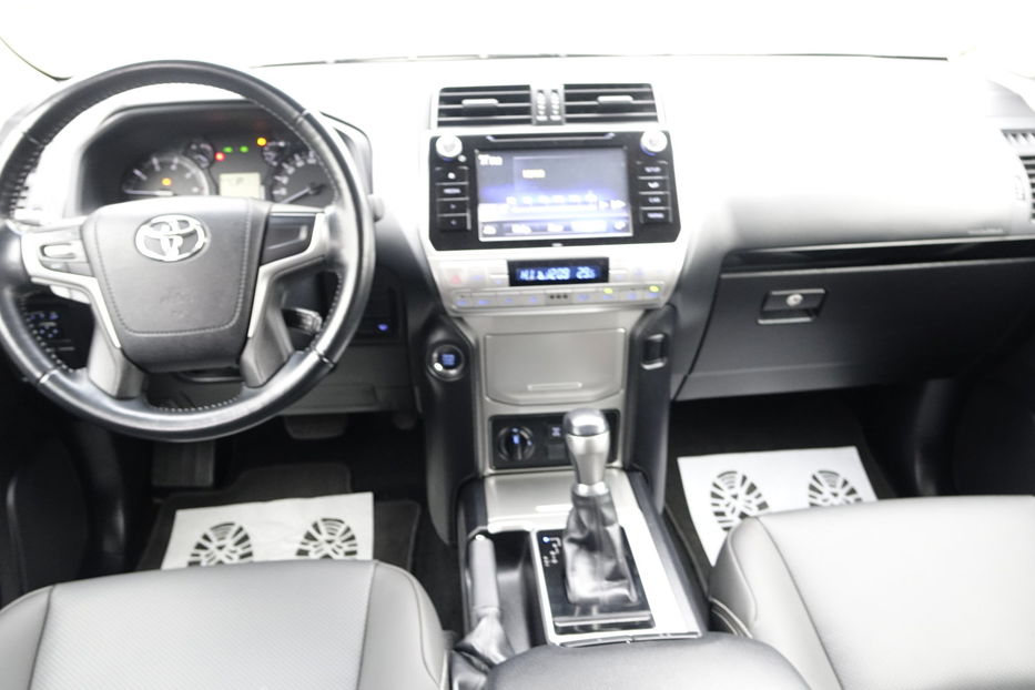 Продам Toyota Land Cruiser Prado NEW 2020 года в Одессе