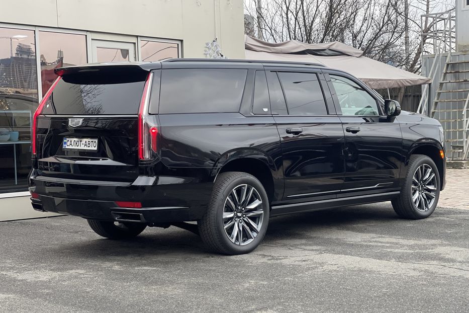 Продам Cadillac Escalade 2021 года в Киеве