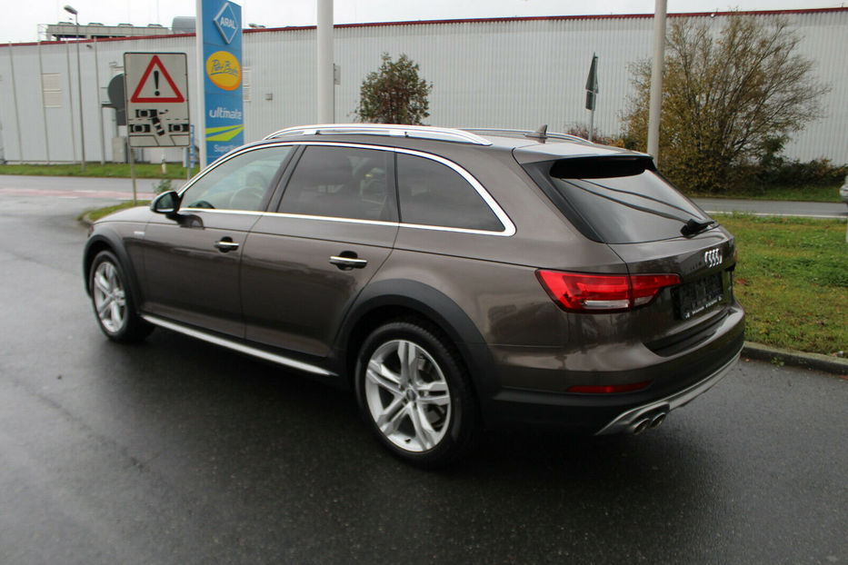 Продам Audi A4 Allroad Quattro 2017 года в Киеве