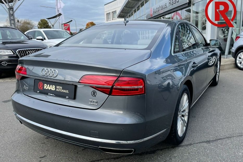 Продам Audi A8 Quattro 2017 года в Киеве