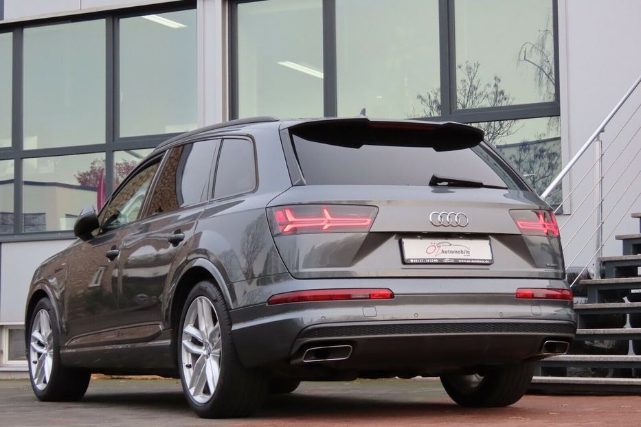 Продам Audi Q7 S-Line Quattro 2017 года в Киеве