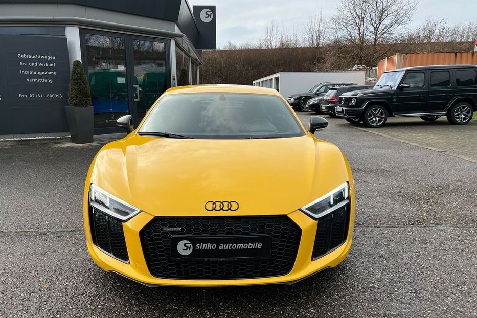 Продам Audi R8 Coupe 2017 года в Киеве