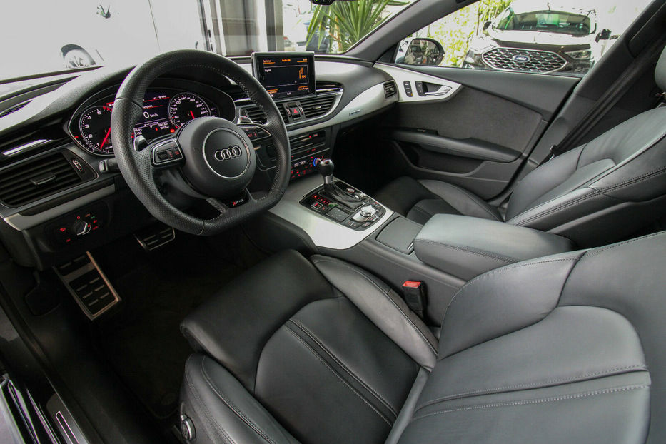 Продам Audi RS7 Quattro 2017 года в Киеве