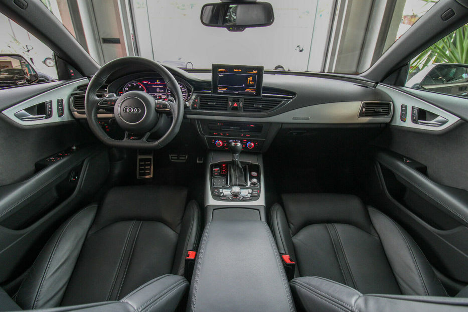 Продам Audi RS7 Quattro 2017 года в Киеве