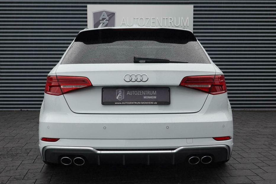 Продам Audi S3 Quattro 2017 года в Киеве