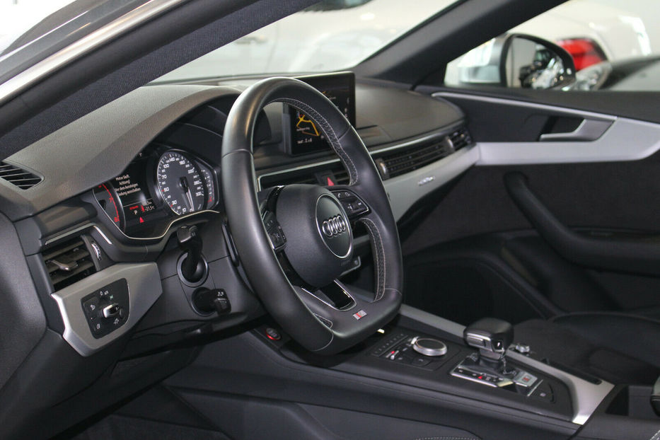Продам Audi S5 Quattro 2017 года в Киеве