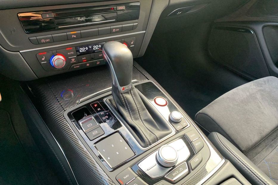 Продам Audi S6 Quattro 2017 года в Киеве