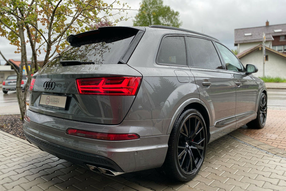 Продам Audi SQ 7 Quattro 2017 года в Киеве