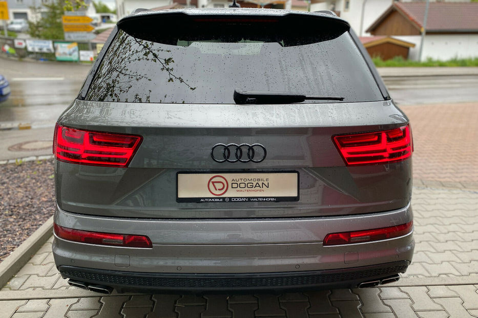 Продам Audi SQ 7 Quattro 2017 года в Киеве