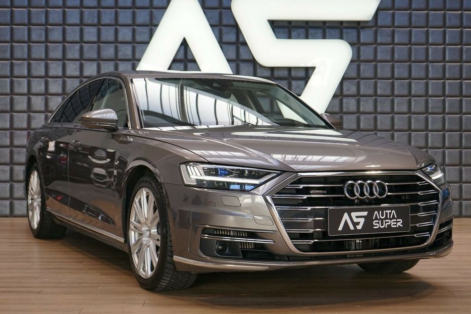 Продам Audi A8 Quattro 2018 года в Киеве