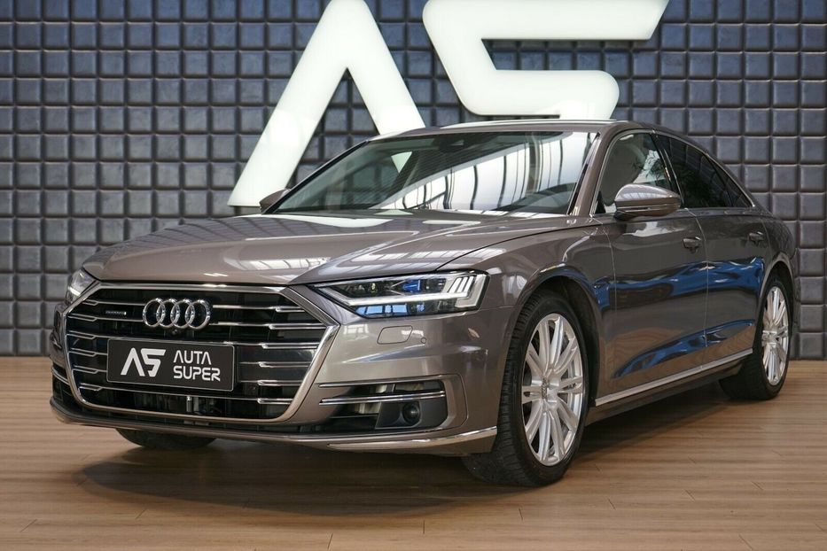 Продам Audi A8 Quattro 2018 года в Киеве