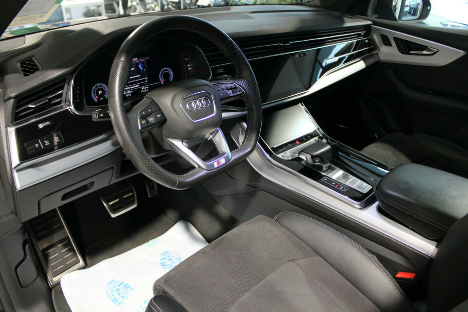 Продам Audi Q8 S-Line Quattro 2018 года в Киеве