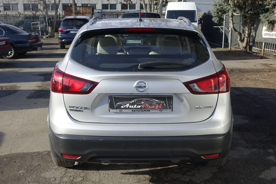 Продам Nissan Rogue SPORT SL AWD 2019 года в Одессе