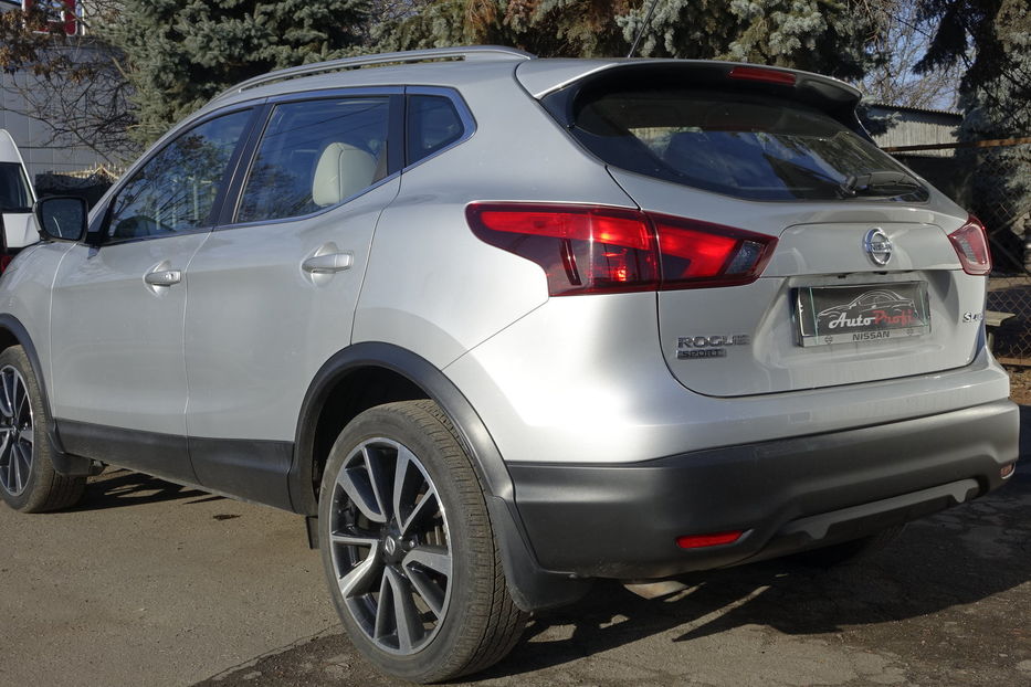 Продам Nissan Rogue SPORT SL AWD 2019 года в Одессе