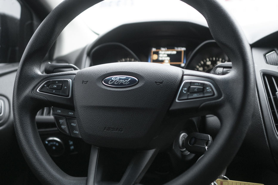 Продам Ford Focus SE 2017 года в Черновцах
