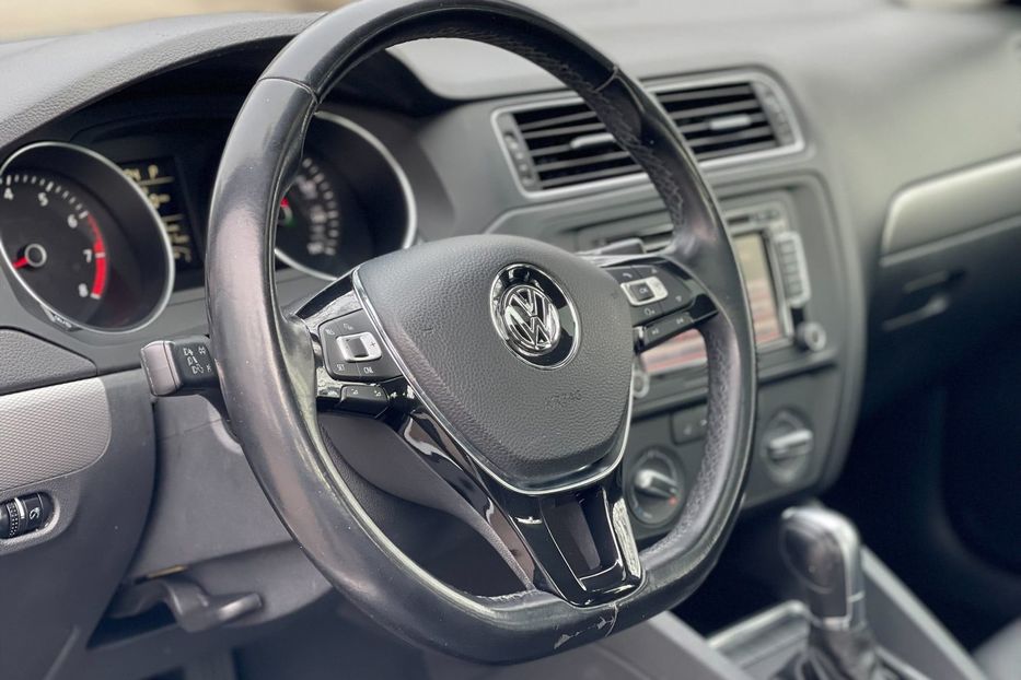 Продам Volkswagen Jetta 2015 года в Николаеве
