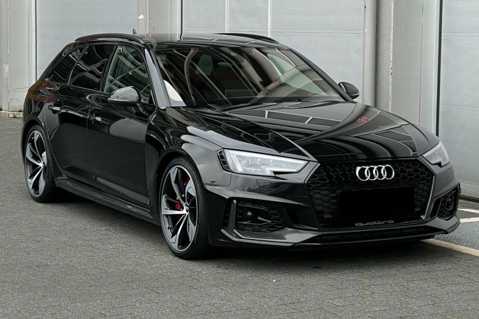 Продам Audi RS 4 Avant Quattro 2018 года в Киеве