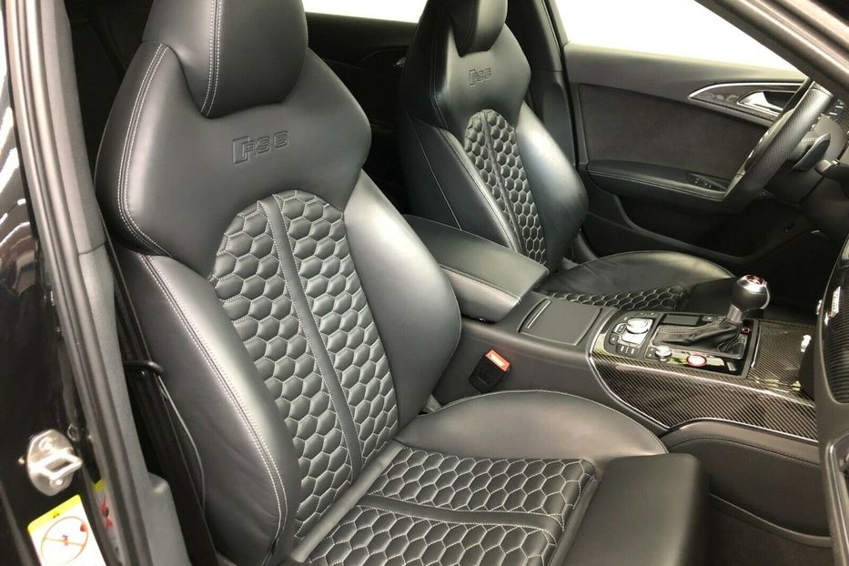Продам Audi RS6 Avant Quattro 2018 года в Киеве